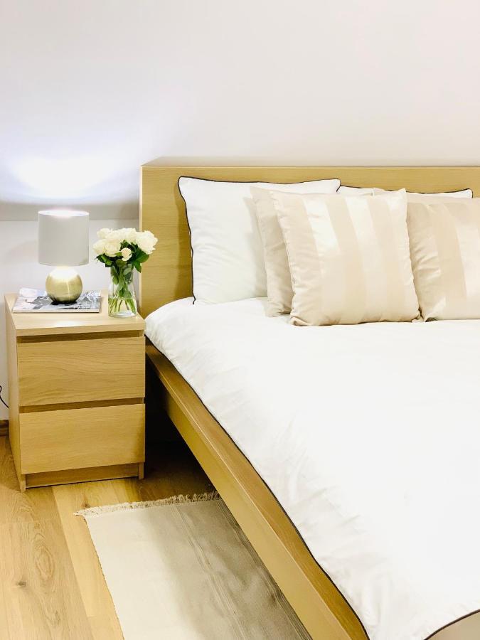 Apartament W Samym Sercu Miasta Z Darmowym Parkingiem Pod Zlotym Lwem -Hotel VI Kladsko Exteriér fotografie